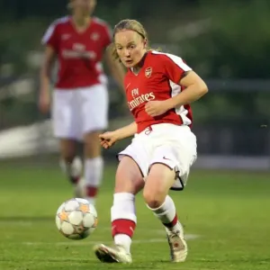 Arsenal's Kim Little Scores in 7-2 Victory over FC Zurich in UEFA Cup Arsenal's Kim Little Scores in 7-2 Victory over FC Zurich in UEFA Cup