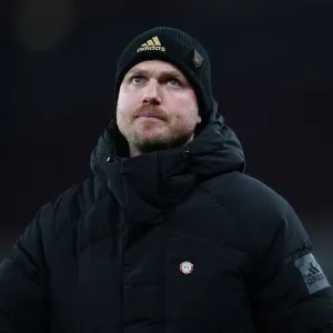 Arsenal's Kim Little: Unwavering Focus Amidst Champions League Showdown against Olympique Lyonnais