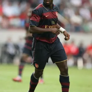 Arsenal's Kolo Toure Scores the Winning Goal Against Lazio at Amsterdam Tournament (2007) Arsenal's Kolo Toure Scores the Winning Goal Against Lazio at Amsterdam Tournament (2007)