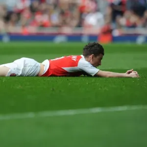Arsenal's Koscielny in Action: Arsenal vs. Watford (2016) Arsenal's Koscielny in Action: Arsenal vs. Watford (2016)