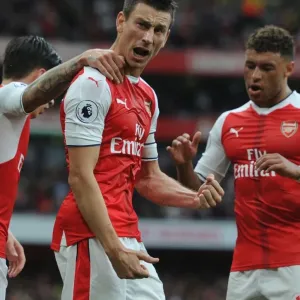 Arsenal's Koscielny Scores First Goal: Arsenal 1- Southampton (2016-17)
