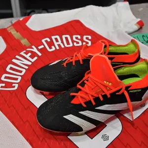 Arsenal's Kyra Cooney-Cross Gears Up for Barclays Super League Showdown Against Everton in New Adidas Boots