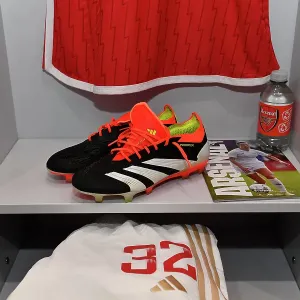 Arsenal's Kyra Cooney-Cross Gears Up for Barclays Super League Showdown in New Adidas Boots