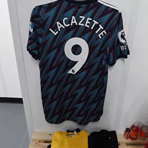 Arsenal's Lacazette Jersey in Arsenal Changing Room Before Leeds United Clash (Premier League 2021-22)