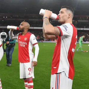 Arsenal's Lacazette and Xhaka Prepare for Arsenal v Liverpool Clash (2021-22)
