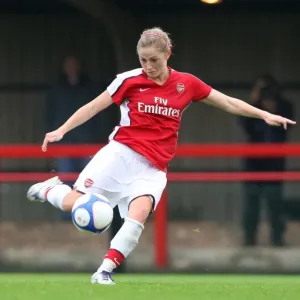 Arsenal's Laura Coombs Scores Nine Goals Against PAOK Thessaloniki in UEFA Women's Champions League Arsenal's Laura Coombs Scores Nine Goals Against PAOK Thessaloniki in UEFA Women's Champions League
