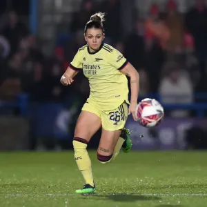 Arsenal's Laura Wienroither Faces Off Against Chelsea Women in FA WSL Showdown Arsenal's Laura Wienroither Faces Off Against Chelsea Women in FA WSL Showdown