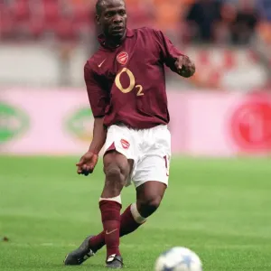 Arsenal's Lauren Celebrates 2-1 Victory Over Porto at the Amsterdam Tournament, 2005