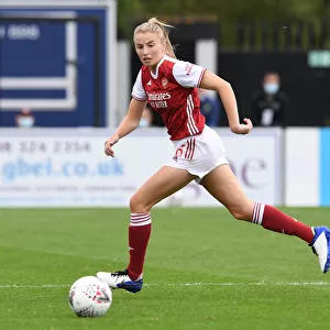 Arsenal's Leah Williamson in Action against Reading Women in FA WSL Match