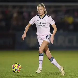 Arsenal's Leah Williamson in Action against West Ham United in FA Women's Super League Clash Arsenal's Leah Williamson in Action against West Ham United in FA Women's Super League Clash
