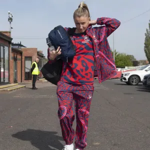 Arsenal's Leah Williamson Arrives at Meadow Park for FA Cup Semi-Final vs. Chelsea