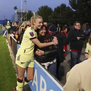 Arsenal's Leah Williamson Celebrates with Mother after Everton Victory (Everton Women vs Arsenal Women, FA WSL 2021-22)