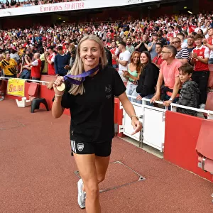 Arsenal's Leah Williamson Kicks Off Premier League Season with Euros Victory Celebration