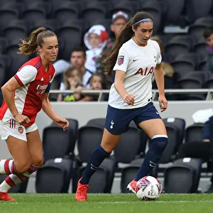 Arsenal's Lia Walti Stifles Tottenham's Silvana Flores: Intense Moment from Women's Football Match
