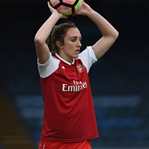 Arsenal's Lisa Evans in Action: WSL Clash Against Reading FC (2018)