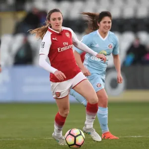 Arsenal's Lisa Evans Clashes with Sunderland's Zaneta Wyne in Women's Super League Showdown Arsenal's Lisa Evans Clashes with Sunderland's Zaneta Wyne in Women's Super League Showdown