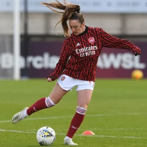 Arsenal's Lisa Evans Gears Up: Arsenal Women vs Chelsea Women, Barclays FA WSL