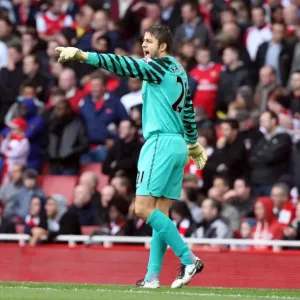 Arsenal's Lukasz Fabianski Secures 1-0 Premier League Victory vs. West Ham United at Emirates Stadium