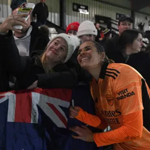 Arsenal's Lydia Williams and Fan Celebrate FA Cup Quarterfinal Victory with Selfie Arsenal's Lydia Williams and Fan Celebrate FA Cup Quarterfinal Victory with Selfie