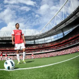 Arsenals Marouane Chamakh erzielt im 4-1-Sieg über Blackburn Rovers Arsenals Marouane Chamakh erzielt im 4-1-Sieg über Blackburn Rovers