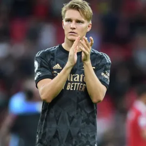 Arsenal's Martin Odegaard Celebrates with Fans after Manchester United Victory - Premier League 2022-23 Arsenal's Martin Odegaard Celebrates with Fans after Manchester United Victory - Premier League 2022-23
