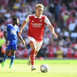Arsenal's Martin Odegaard Faces Off Against Leicester City in 2022-23 Premier League Clash Arsenal's Martin Odegaard Faces Off Against Leicester City in 2022-23 Premier League Clash