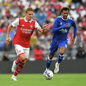 Arsenal's Martin Odegaard Outmaneuvers Everton's Dele in Pre-Season Friendly