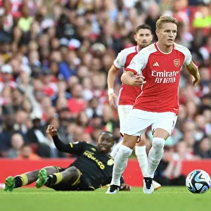 Arsenal's Martin Odegaard Shines in Emirates Cup Clash Against AS Monaco
