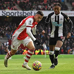 Arsenal's Martinelli Clashes with Newcastle's Willock in Premier League Showdown