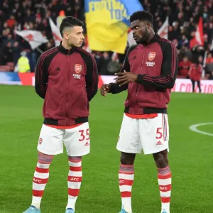 Arsenal's Martinelli and Partey Prepare for Arsenal v Liverpool Clash (2021-22)