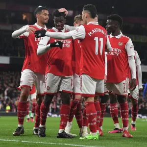 Arsenal's Martinelli Scores Fourth Goal in Thrilling 4-2 Win Over Everton