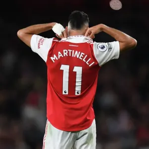 Arsenal's Martinelli Shines in Premier League Clash Against Aston Villa Arsenal's Martinelli Shines in Premier League Clash Against Aston Villa