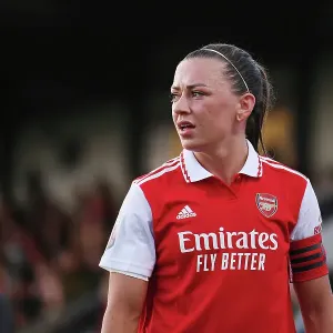 Arsenal's McCabe in Deep Focus: FA Women's Super League Showdown Against Leicester City Arsenal's McCabe in Deep Focus: FA Women's Super League Showdown Against Leicester City