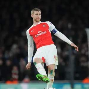 Arsenal's Per Mertesacker in Action Against FC Barcelona, UEFA Champions League 2016 Arsenal's Per Mertesacker in Action Against FC Barcelona, UEFA Champions League 2016