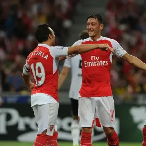 Arsenal's Mesut Ozil Scores Decisive Goal Against Everton in Barclays Asia Trophy Arsenal's Mesut Ozil Scores Decisive Goal Against Everton in Barclays Asia Trophy