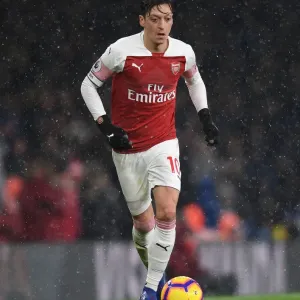 Arsenal's Mesut Ozil Shines: Arsenal Crush Cardiff City (January 2019) Arsenal's Mesut Ozil Shines: Arsenal Crush Cardiff City (January 2019)