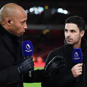 Arsenal's Mikel Arteta Meets Former Teams Star Thierry Henry Before West Ham Clash (2023-24) Arsenal's Mikel Arteta Meets Former Teams Star Thierry Henry Before West Ham Clash (2023-24)