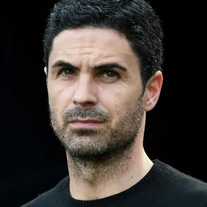 Arsenal's Mikel Arteta Watches Newcastle United vs Arsenal, Premier League 2022-23