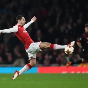 Arsenal's Mkhitaryan in Action: Arsenal vs AC Milan, Europa League 2017-18