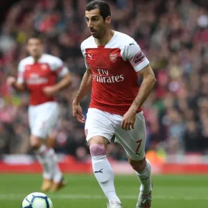 Arsenal's Mkhitaryan in Action: Arsenal vs Brighton & Hove Albion, Premier League 2018-19