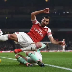 Arsenal's Mkhitaryan Clashes with Bournemouth's Smith in Premier League Showdown Arsenal's Mkhitaryan Clashes with Bournemouth's Smith in Premier League Showdown