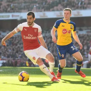 Arsenal's Mkhitaryan Clashes with Southampton's Targett in Premier League Showdown