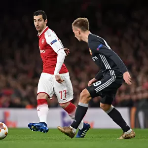 Arsenal's Mkhitaryan Fends Off CSKA's Kuchaev in Europa League Quarterfinal Clash
