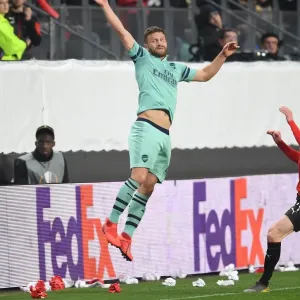 Arsenal's Mustafi Faces Rennes in Europa League First Leg