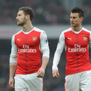 Arsenal's Mustafi and Koscielny in Action against Hull City (2016-17)