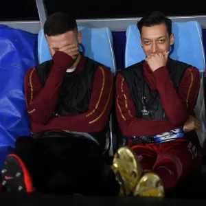 Arsenal's Mustafi and Ozil Pre-Match Huddle vs Napoli, UEFA Europa League Quarterfinals (2018-19)