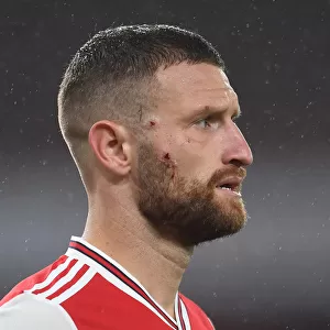 Arsenal's Mustafi Suffers Facial Injury Against Leicester City (2019-20)
