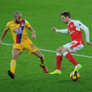 Arsenal's Nacho Monreal Clashes with Crystal Palace's Andros Townsend in Premier League Showdown Arsenal's Nacho Monreal Clashes with Crystal Palace's Andros Townsend in Premier League Showdown