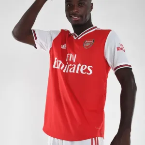 Arsenal's Nicolas Pepe at 2019-20 Photocall
