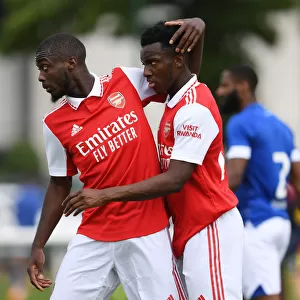 Arsenal's Nketiah and Pepe Celebrate First Goal in Pre-Season Victory over Ipswich Town